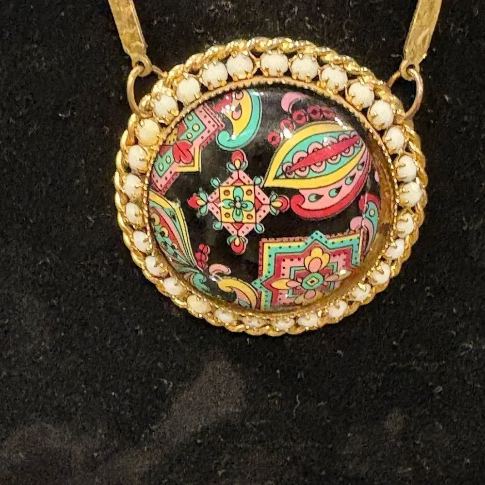 Vera Bradley Style Vintage Gold Pendant Necklace